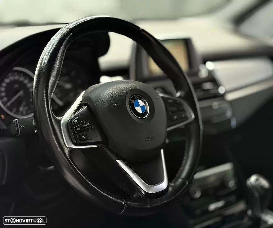 BMW 216 Active Tourer d Advantage - 24