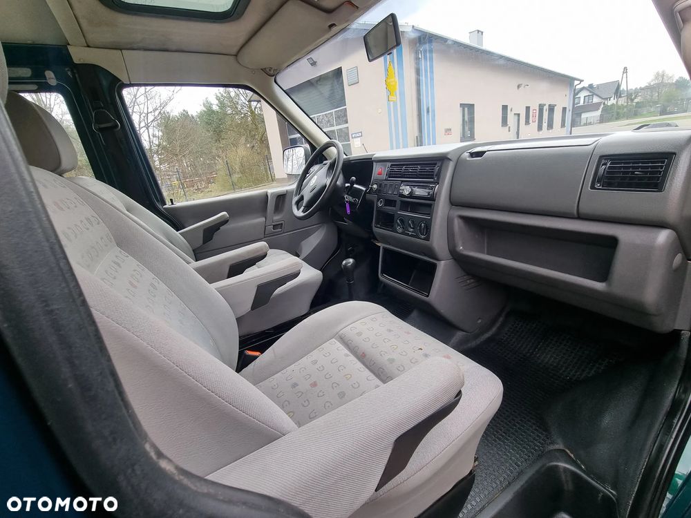 Volkswagen Transporter - 13