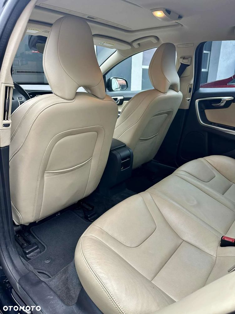 Volvo S60 T5 Drive-E Dynamic Edition (Momentum) - 15