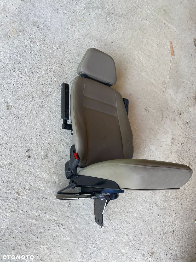 Mercedes-Benz Sprinter - 26