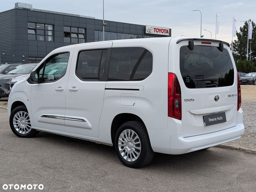 Toyota Proace City Verso Long 1.5 D-4D Business - 11