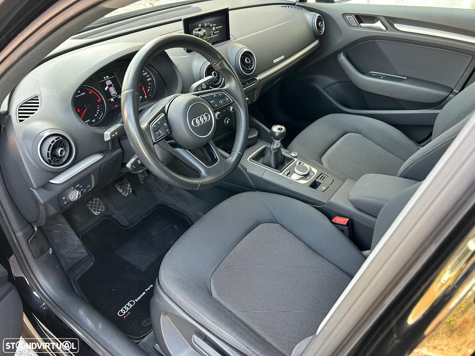 Audi A3 Sportback 1.6 TDI Attraction Ultra - 9