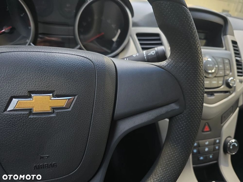 Chevrolet Cruze 2.0 VDCi Base - 19