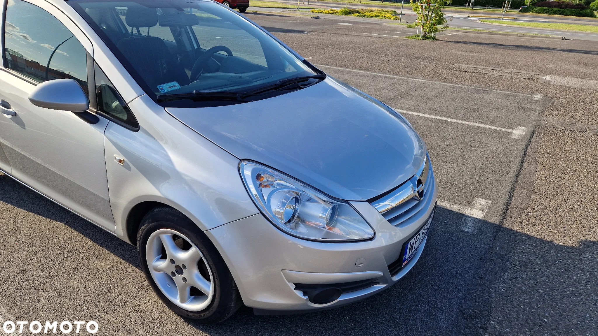 Opel Corsa 1.2 16V Cosmo - 3