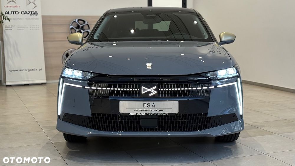 DS Automobiles N°4 1.2 mHEV Performance Line eDCS6 - 4