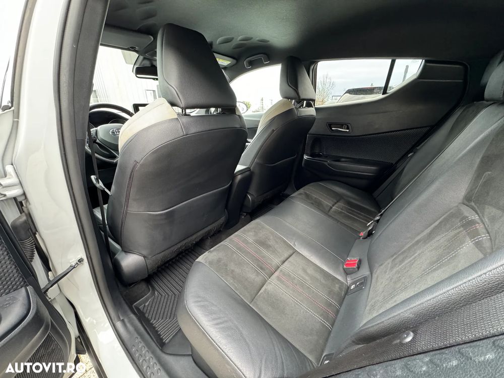 Toyota C-HR 2.0 GR Sport - 26