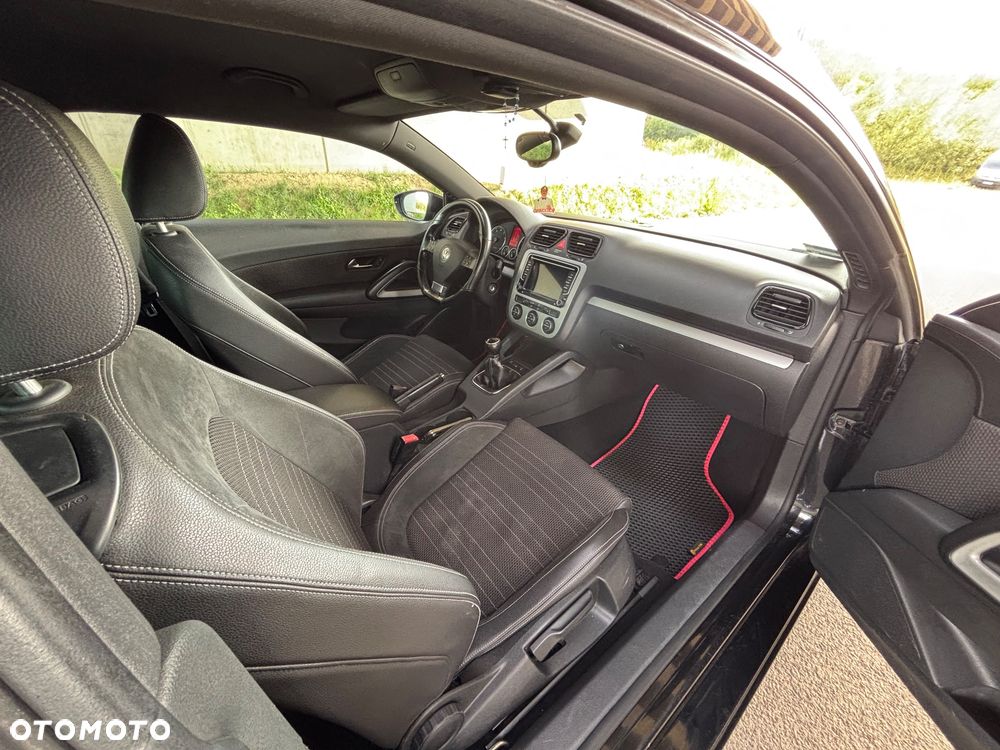 Volkswagen Scirocco 2.0 TSI - 14