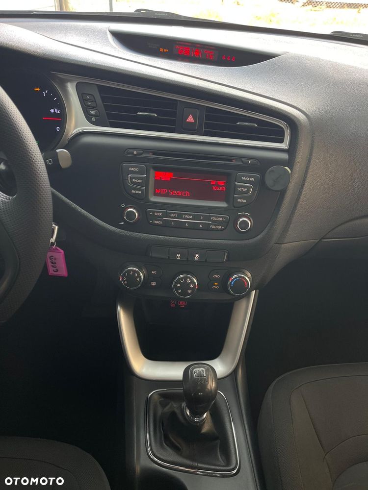 Kia Ceed 1.6 GDI ISG UEFA EURO 2016 - 27