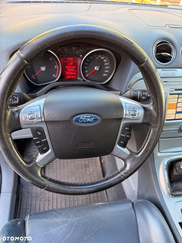 Ford S-Max 2.0 TDCi DPF Trend - 19