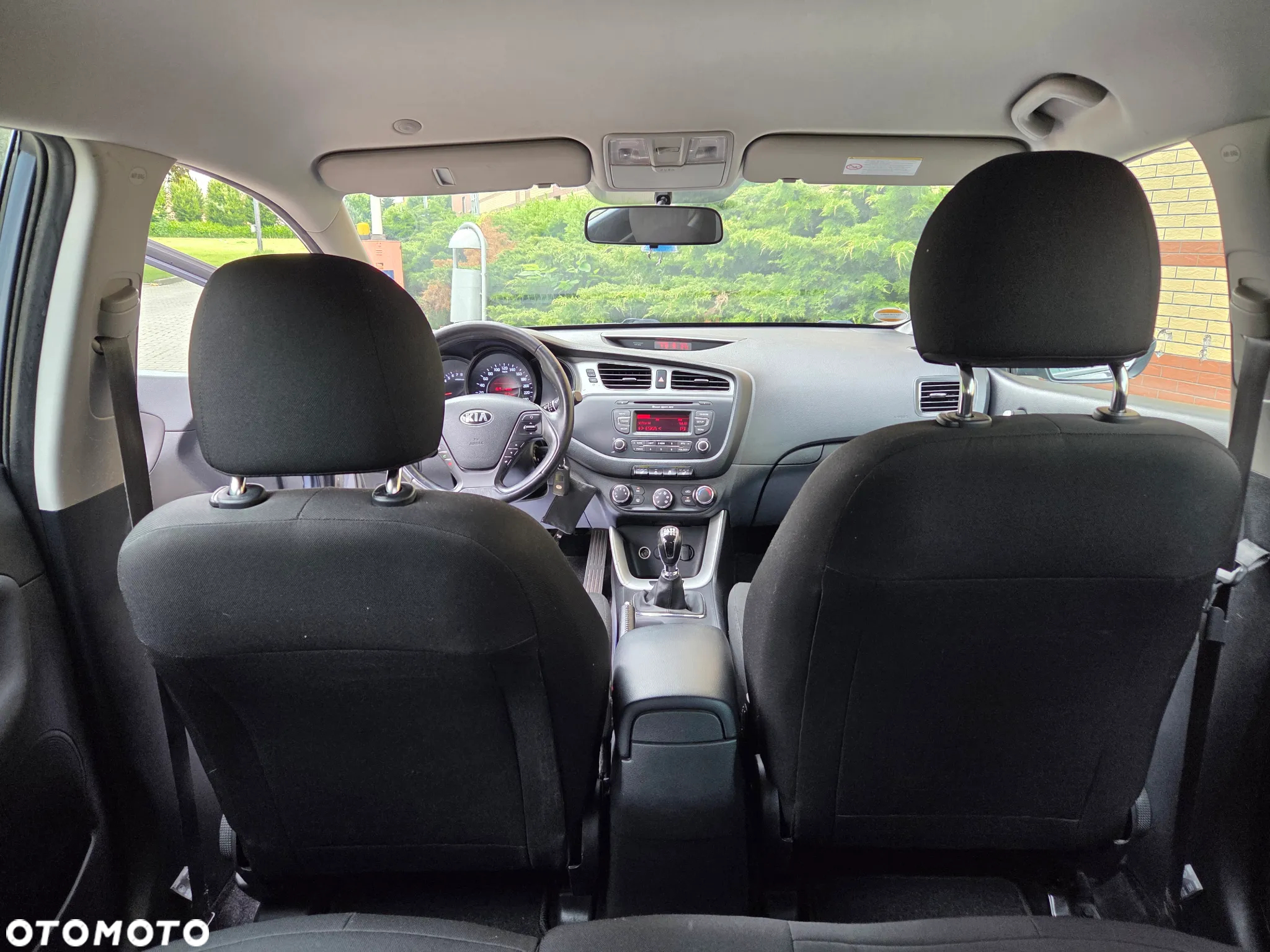 Kia Ceed - 8