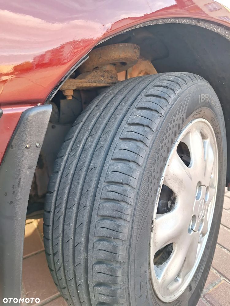 Opel Astra 1.4 GL - 25