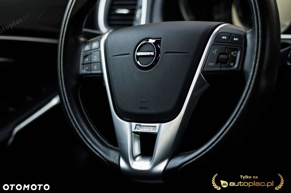 Volvo V40 - 16