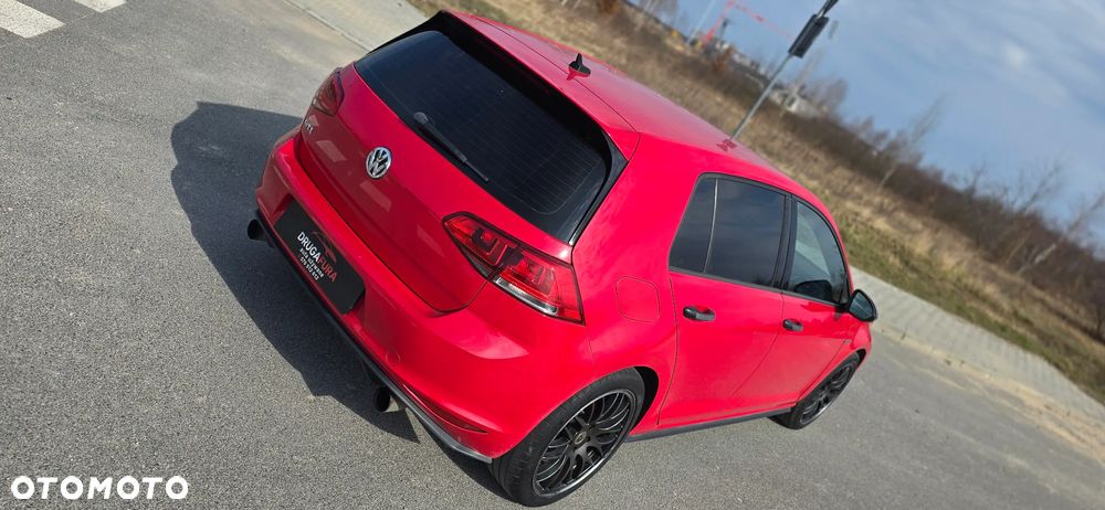 Volkswagen Golf GTI (BlueMotion Technology) DSG - 11