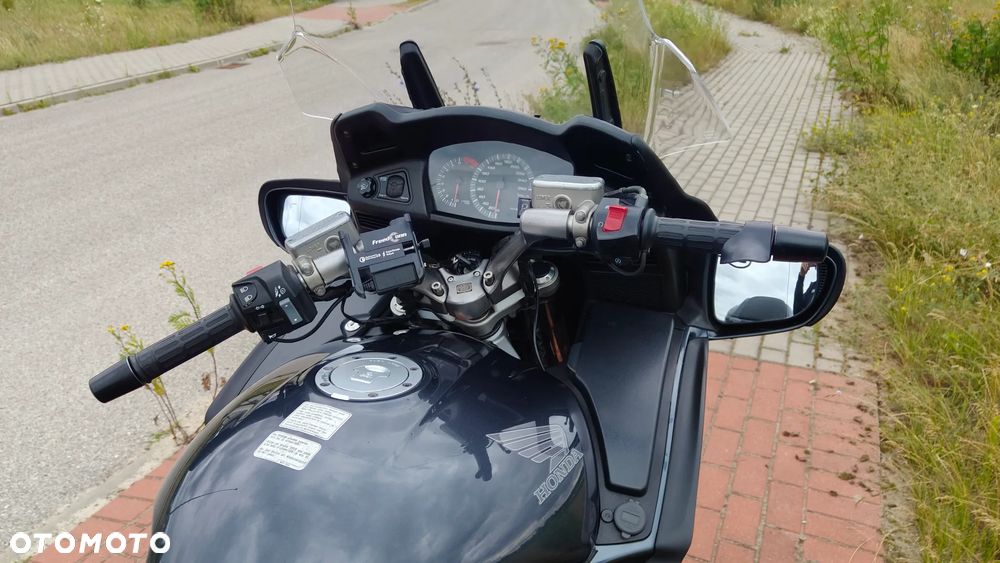 Honda ST - 11
