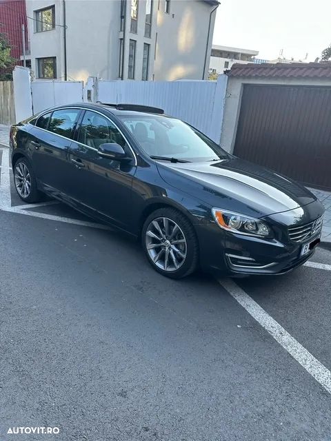 Volvo S60 - 2