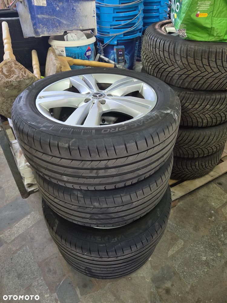 Mercedes-Benz ML 350 BlueTec 4-Matic - 12