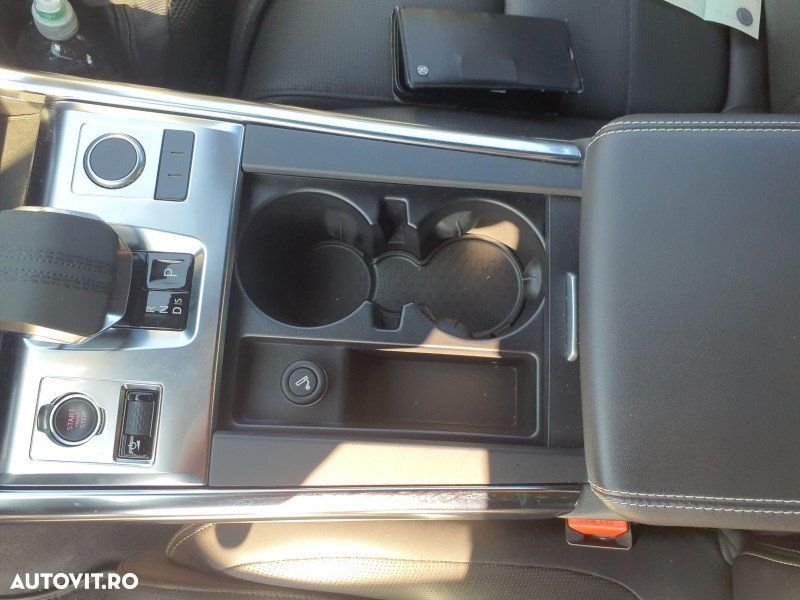 Jaguar XF P300 AWD R-Dynamic S - 4