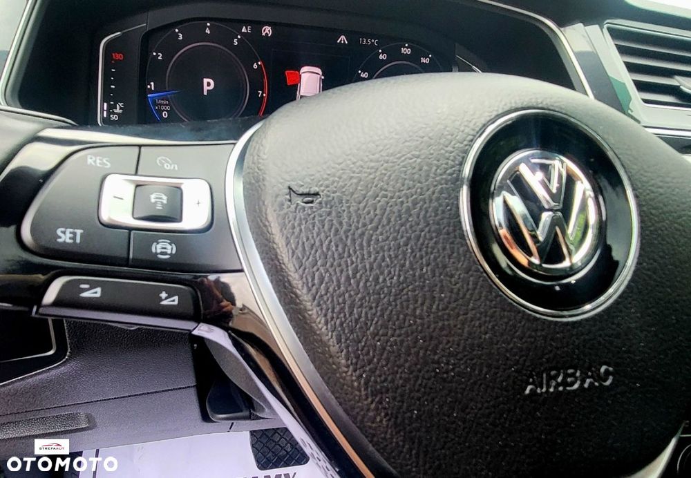Volkswagen Tiguan - 25