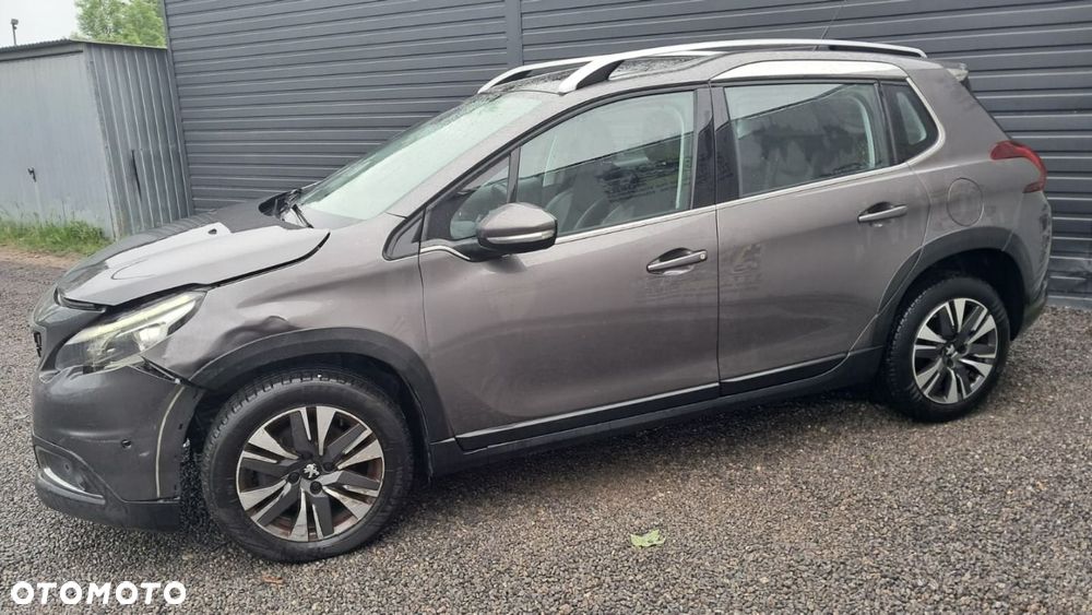Peugeot 2008 - 6