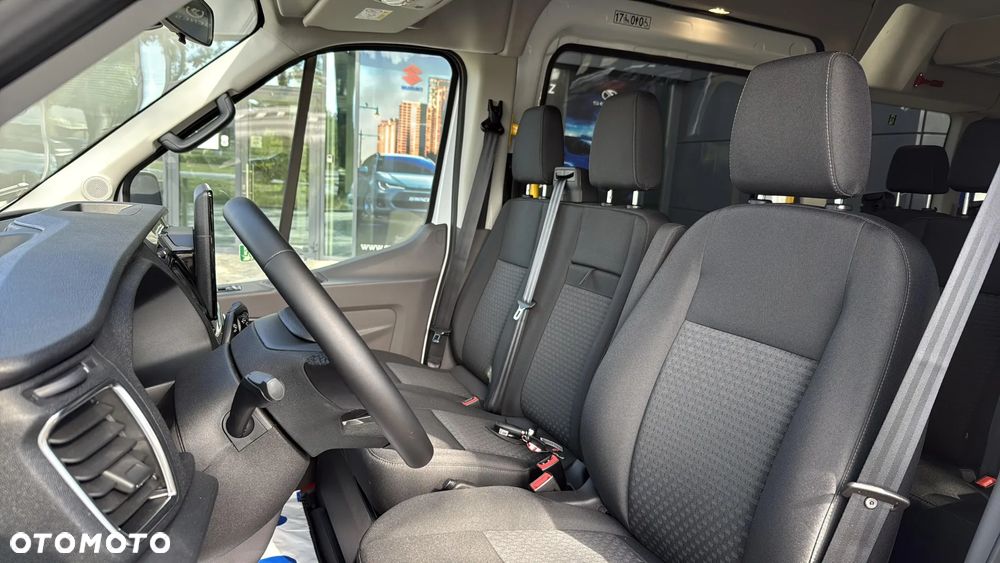 Ford Transit - 13