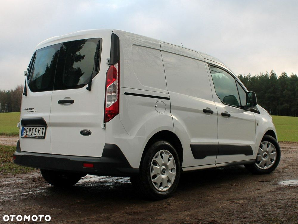 Ford Transit Connect - 4