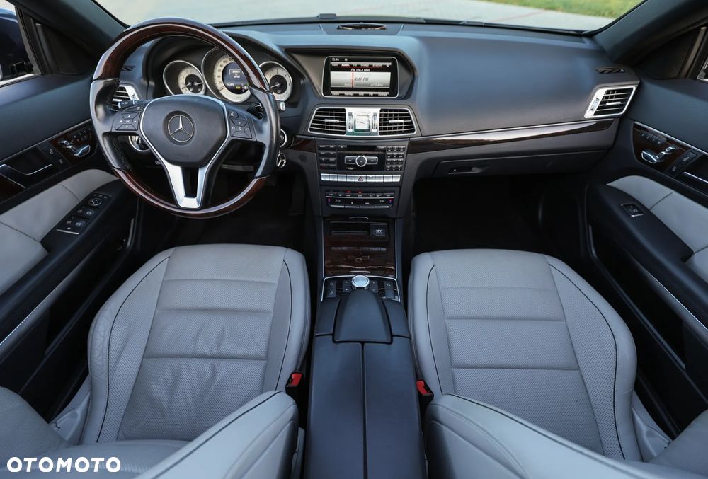 Mercedes-Benz Klasa E - 32