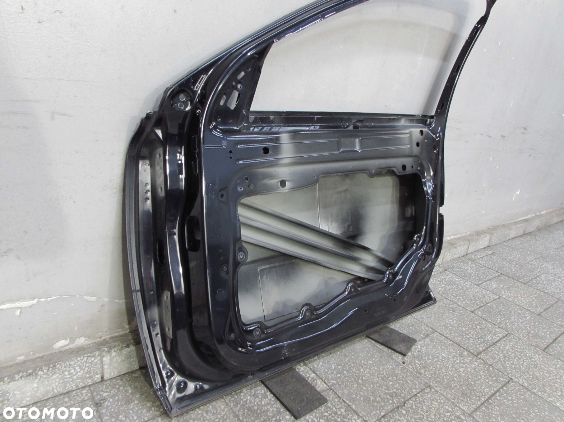 VOLVO S80 II V70 III 06-16 DRZWI PRZOD PRAWE - 13