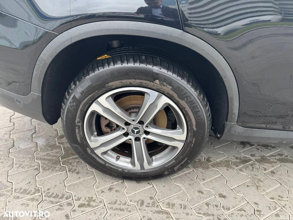 Mercedes-Benz GLC - 11