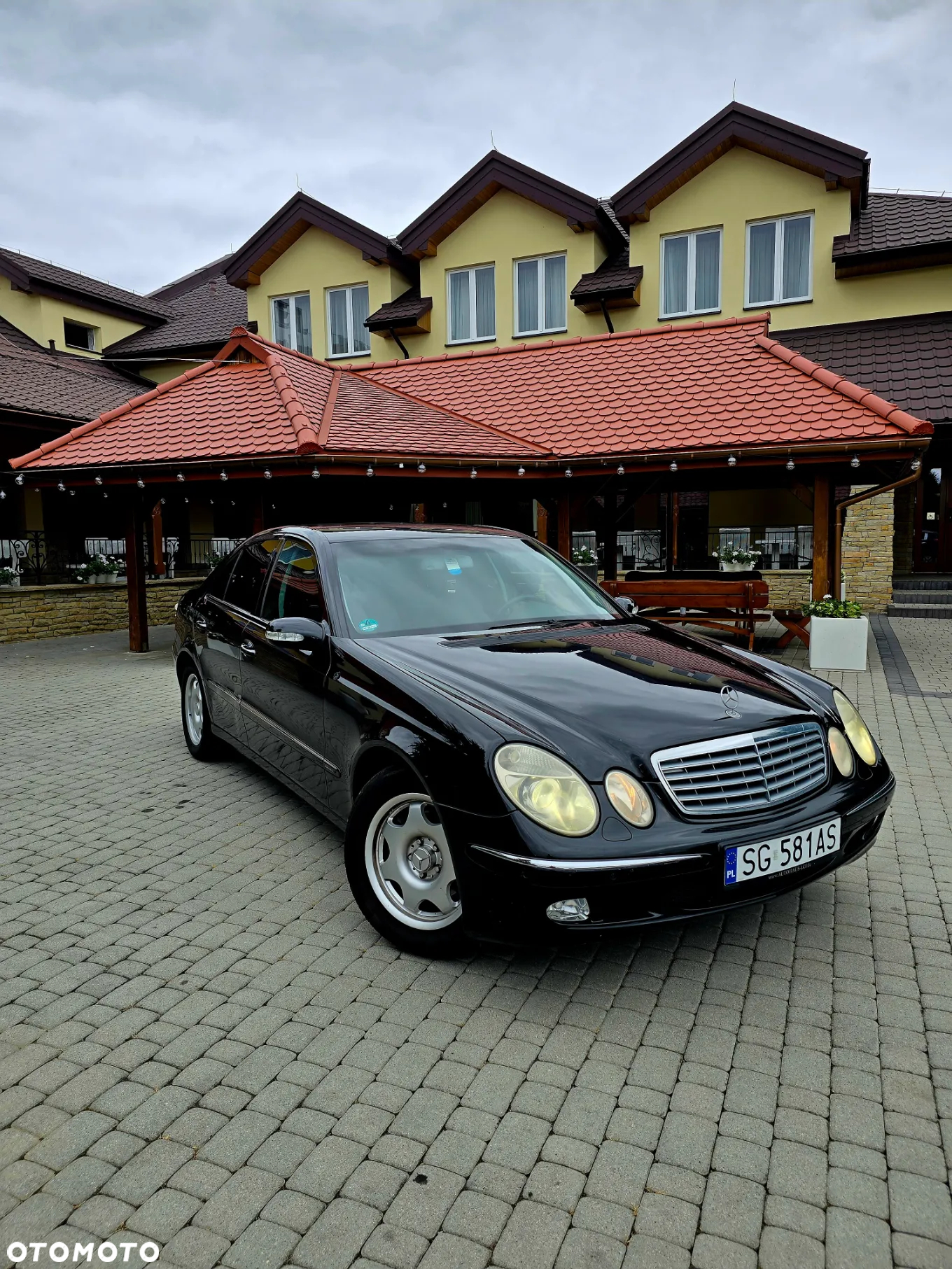 Mercedes-Benz Klasa E 320 Elegance - 22
