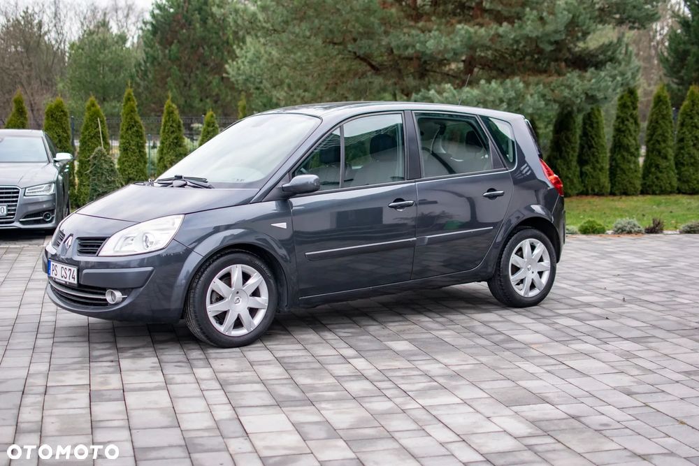 Renault Scenic - 8