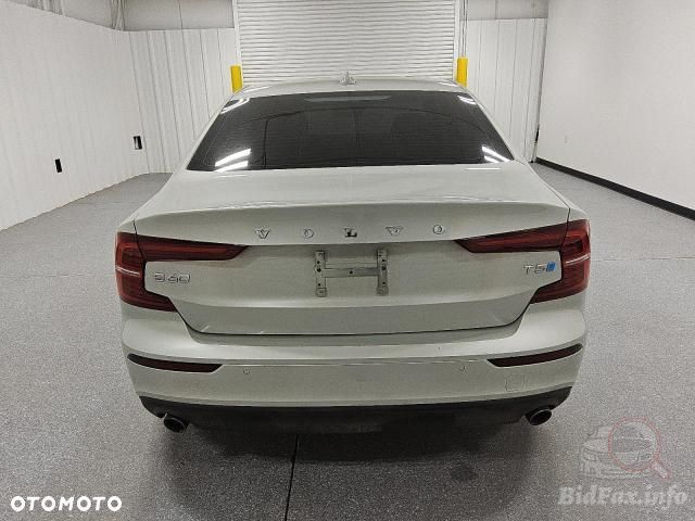 Volvo S60 - 6
