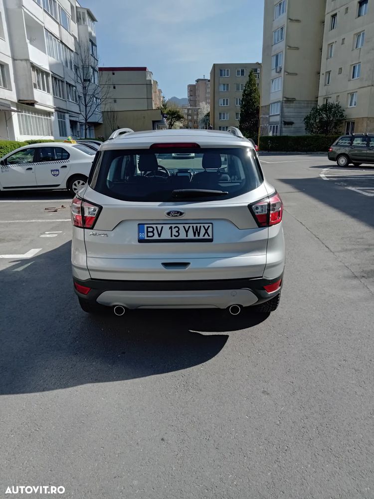 Ford Kuga 2.0 TDCi 4x4 Aut. Business Edition - 10