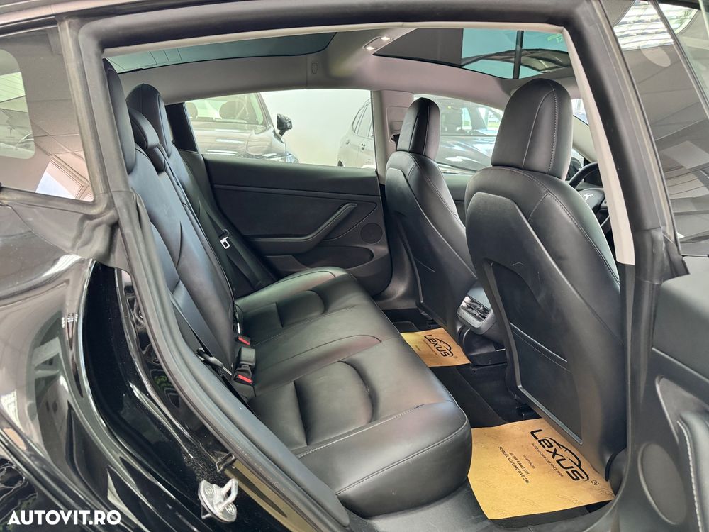 Tesla Model 3 Langstreckenbatterie Allradantrieb Dual Motor - 16