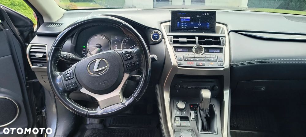 Lexus NX 300h Elite AWD - 11