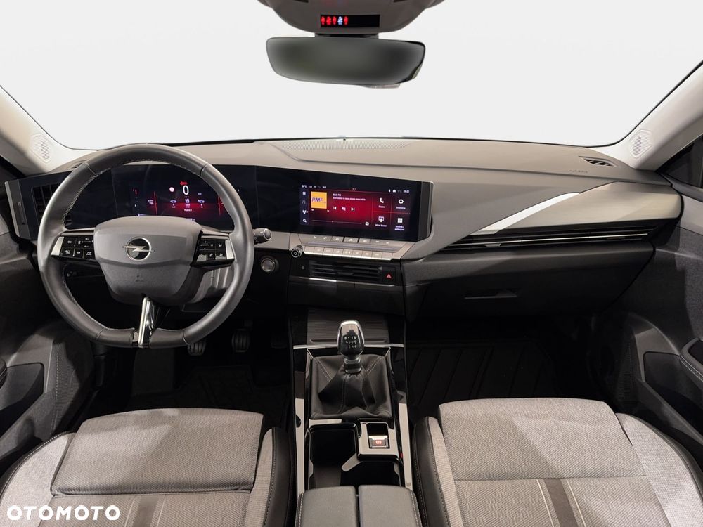 Opel Astra - 16