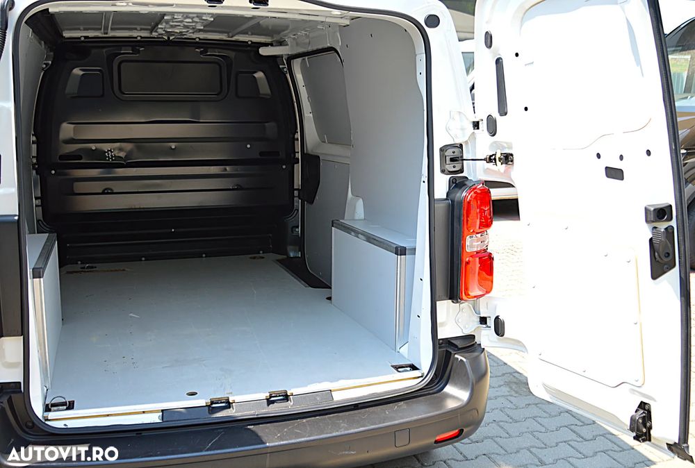 Opel E-VIVARO 50KW - 12