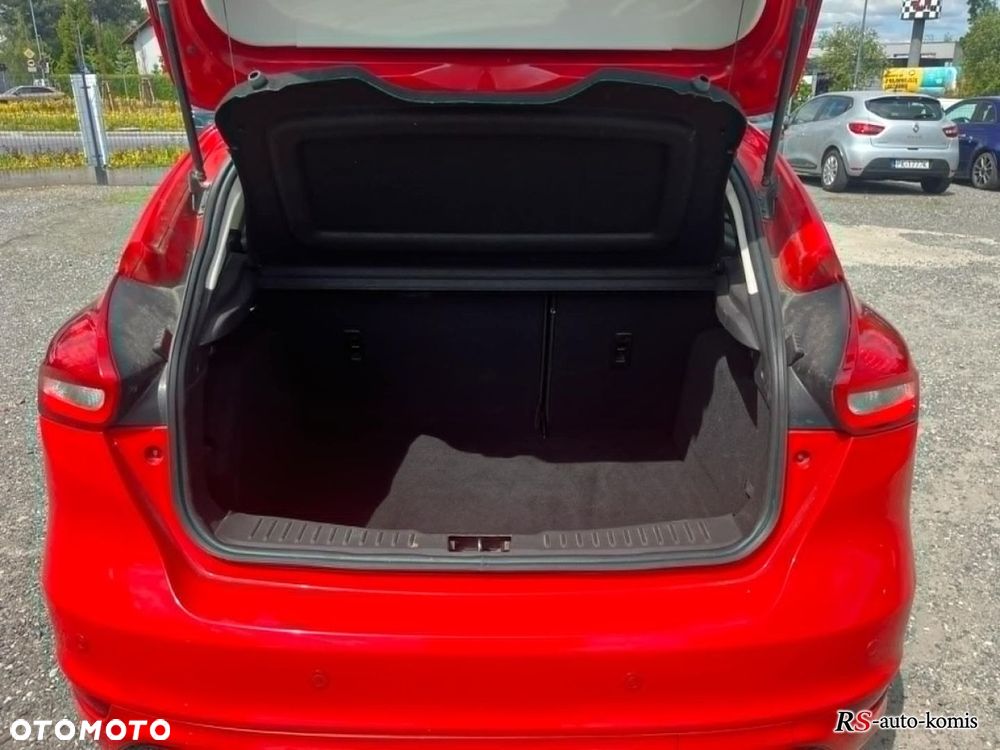Ford Focus - 8