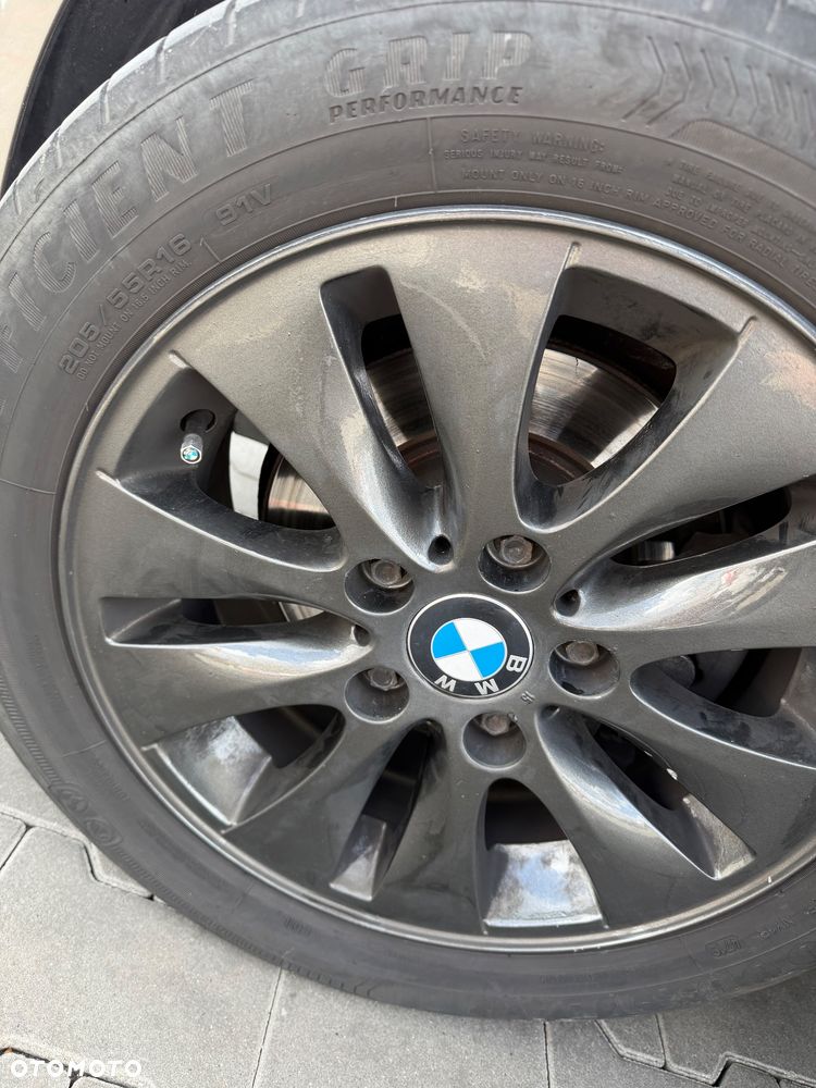 BMW Seria 1 120i - 7