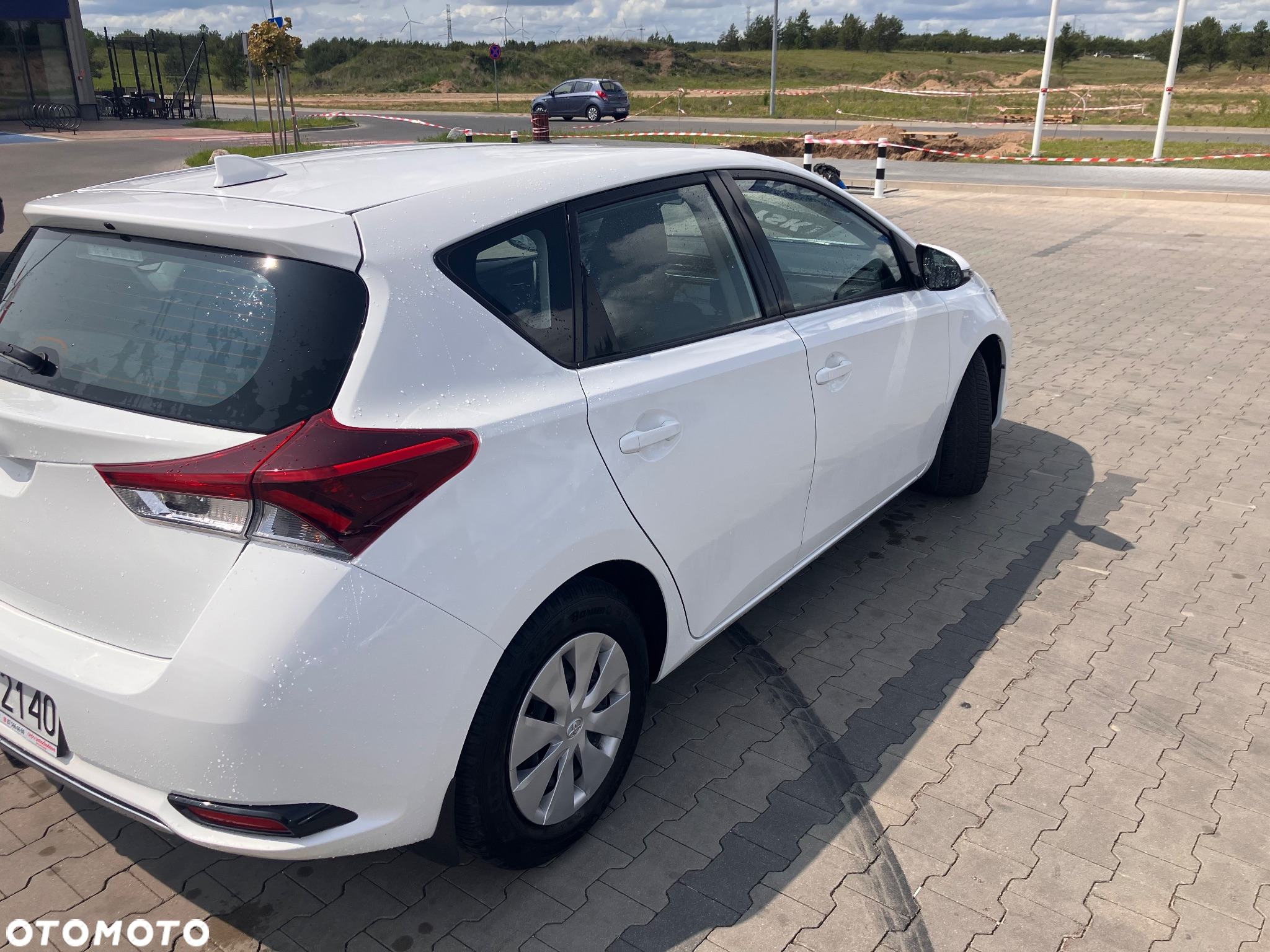 Toyota Auris 1.33 VVT-i Active - 4