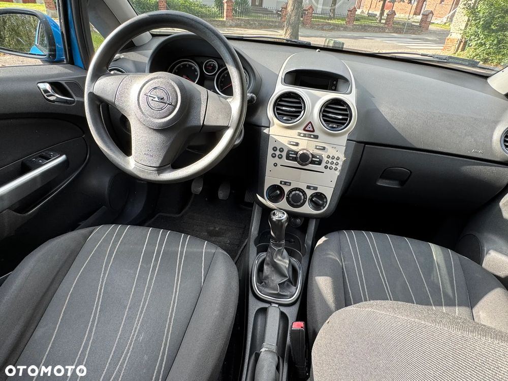 Opel Corsa 1.2 16V Sport - 11