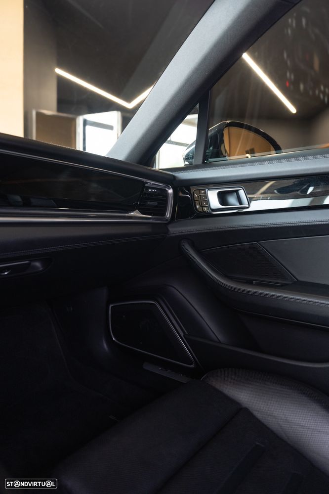 Porsche Panamera 4S Diesel - 16