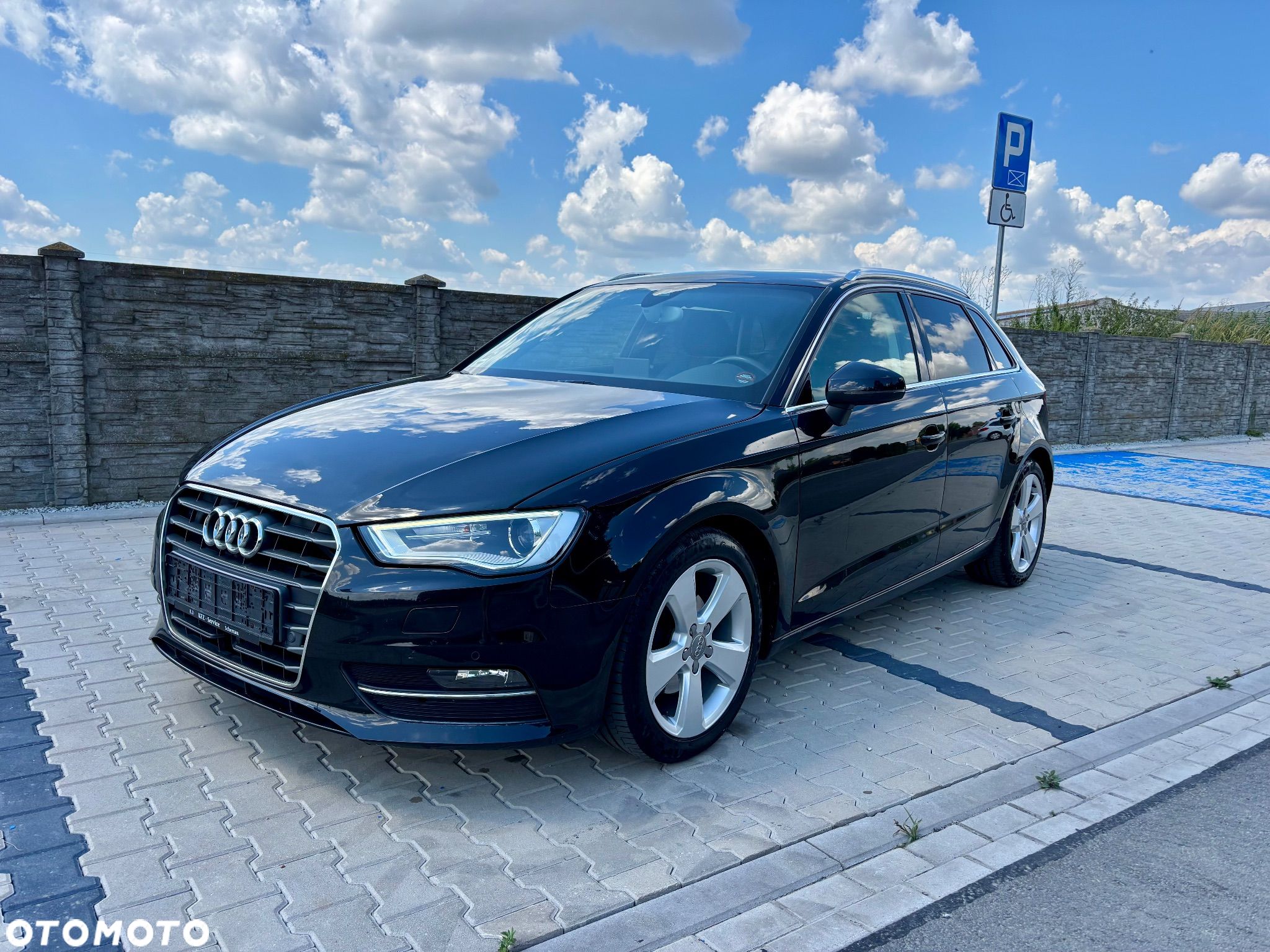 Audi A3 2.0 TDI S tronic - 1