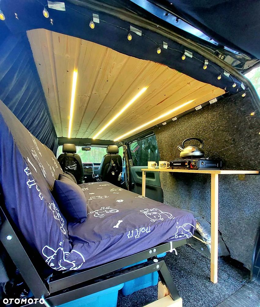 Volkswagen Caravelle GL - 2