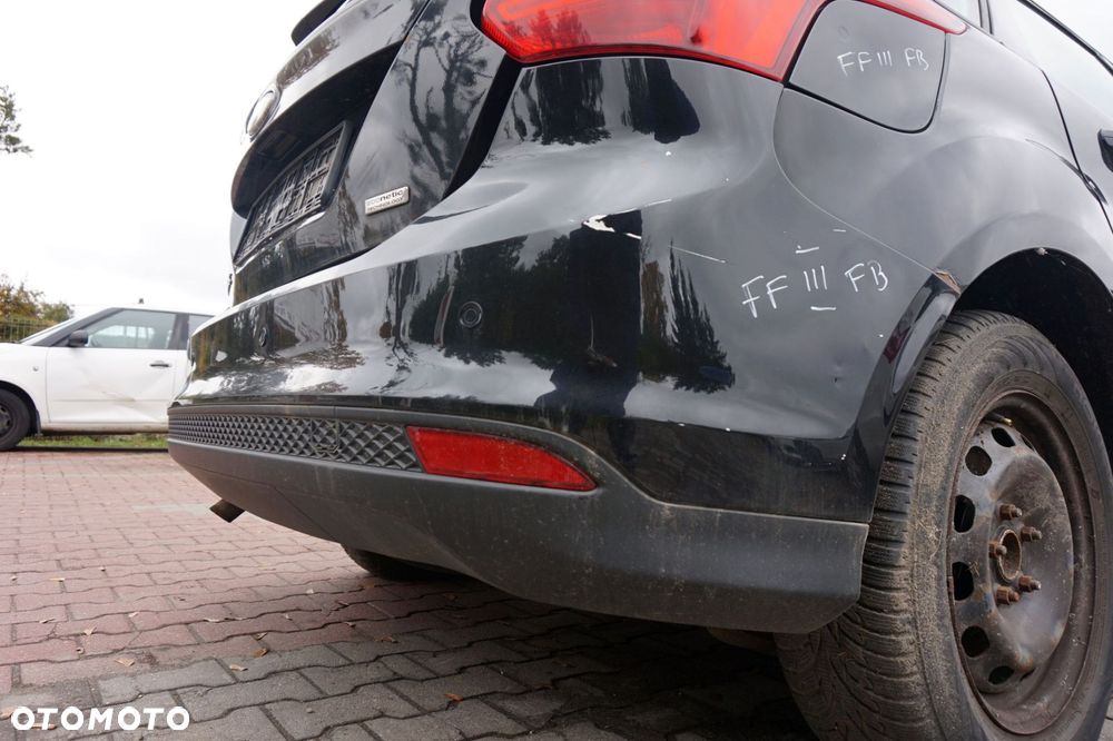 ZDERZAK TYLNY PDC FOCUS III MK3 5D HB FB  CZARNY PANTHER FORD 2010-2014 - 4