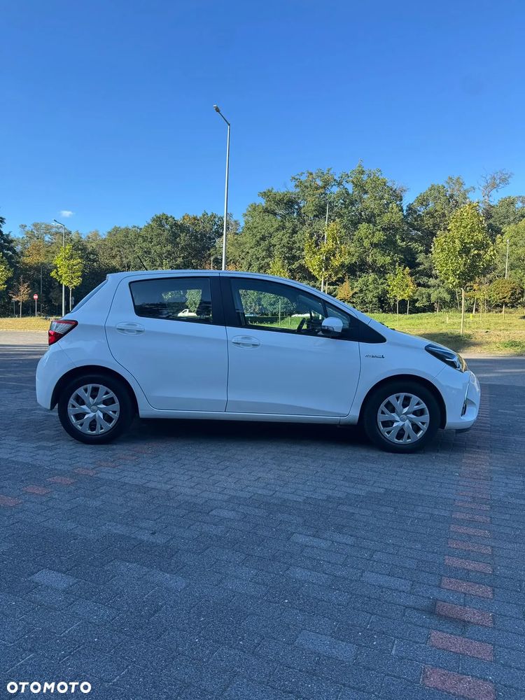 Toyota Yaris - 5