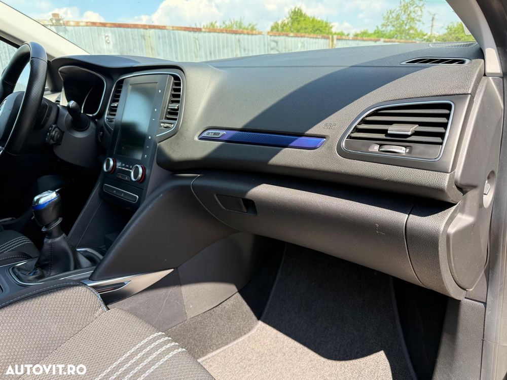 Renault Megane ENERGY dCi 130 GT LINE - 8