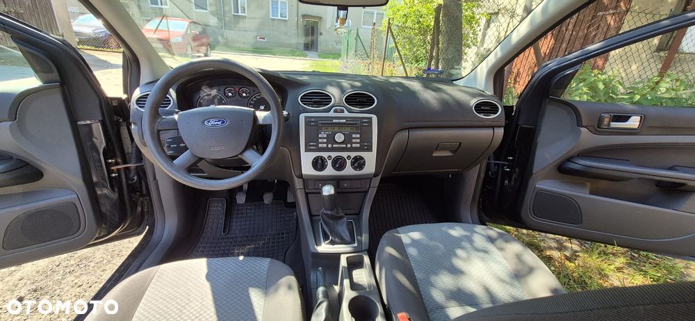 Ford Focus 1.6 Ambiente - 6