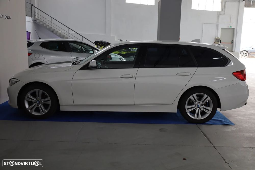 BMW 318 d Aut. Sport Line - 24