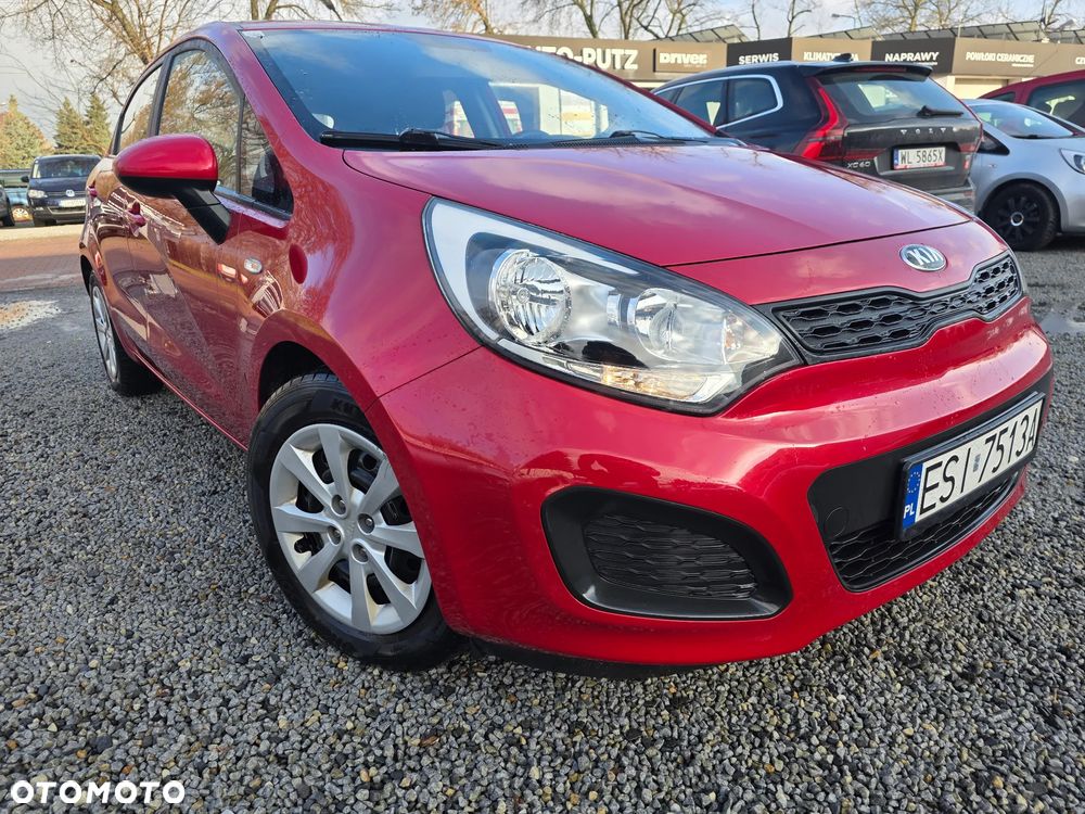 Kia Rio - 5