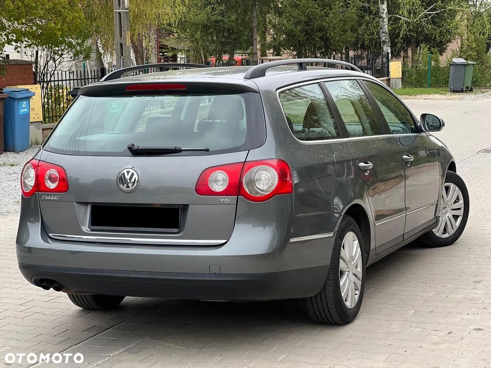 Volkswagen Passat 1.9 TDI Comfortline - 3